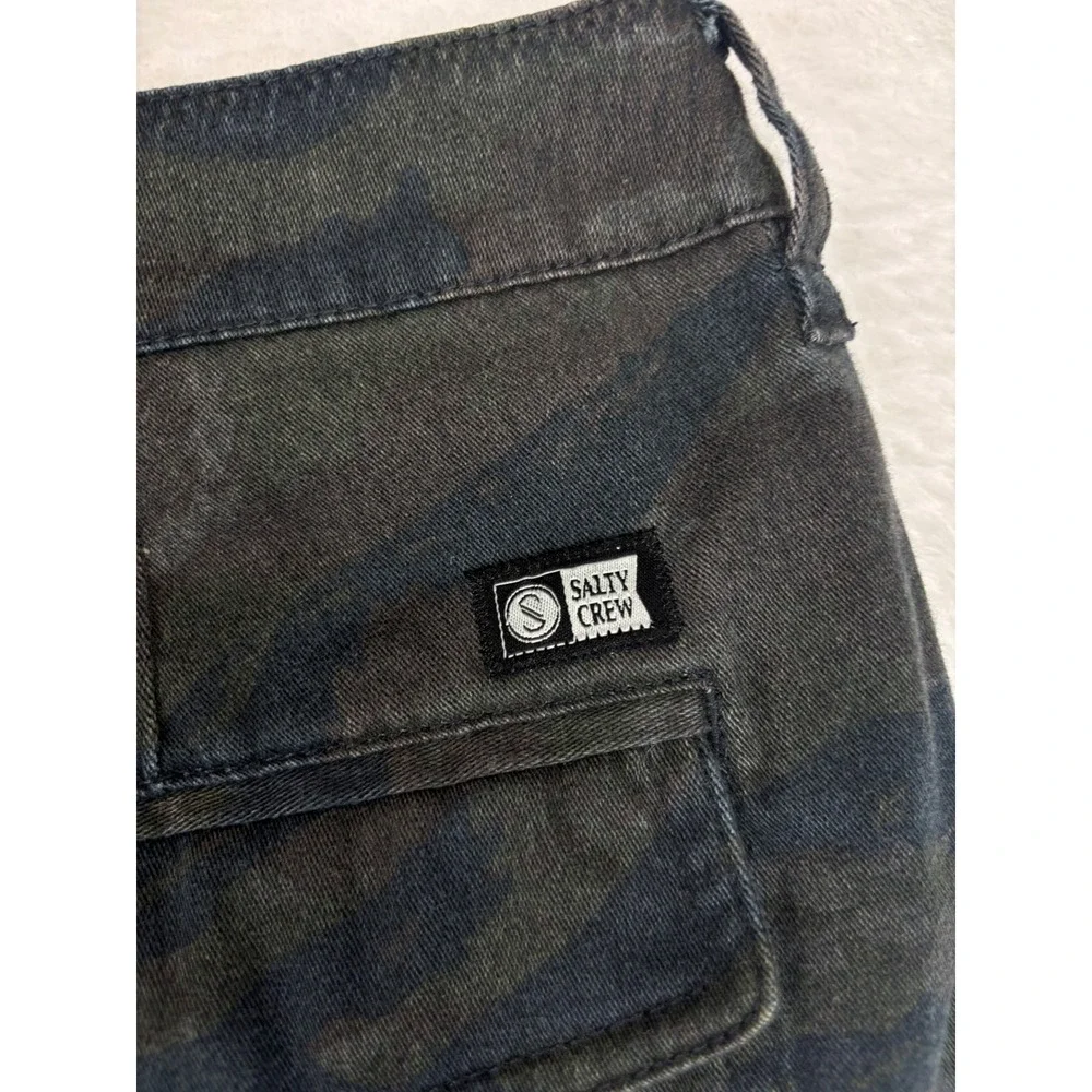 Salty Crew Mens 34x32 Cargos Tiger Stripe Dark Camo Cargo Pants Dark Green Brown